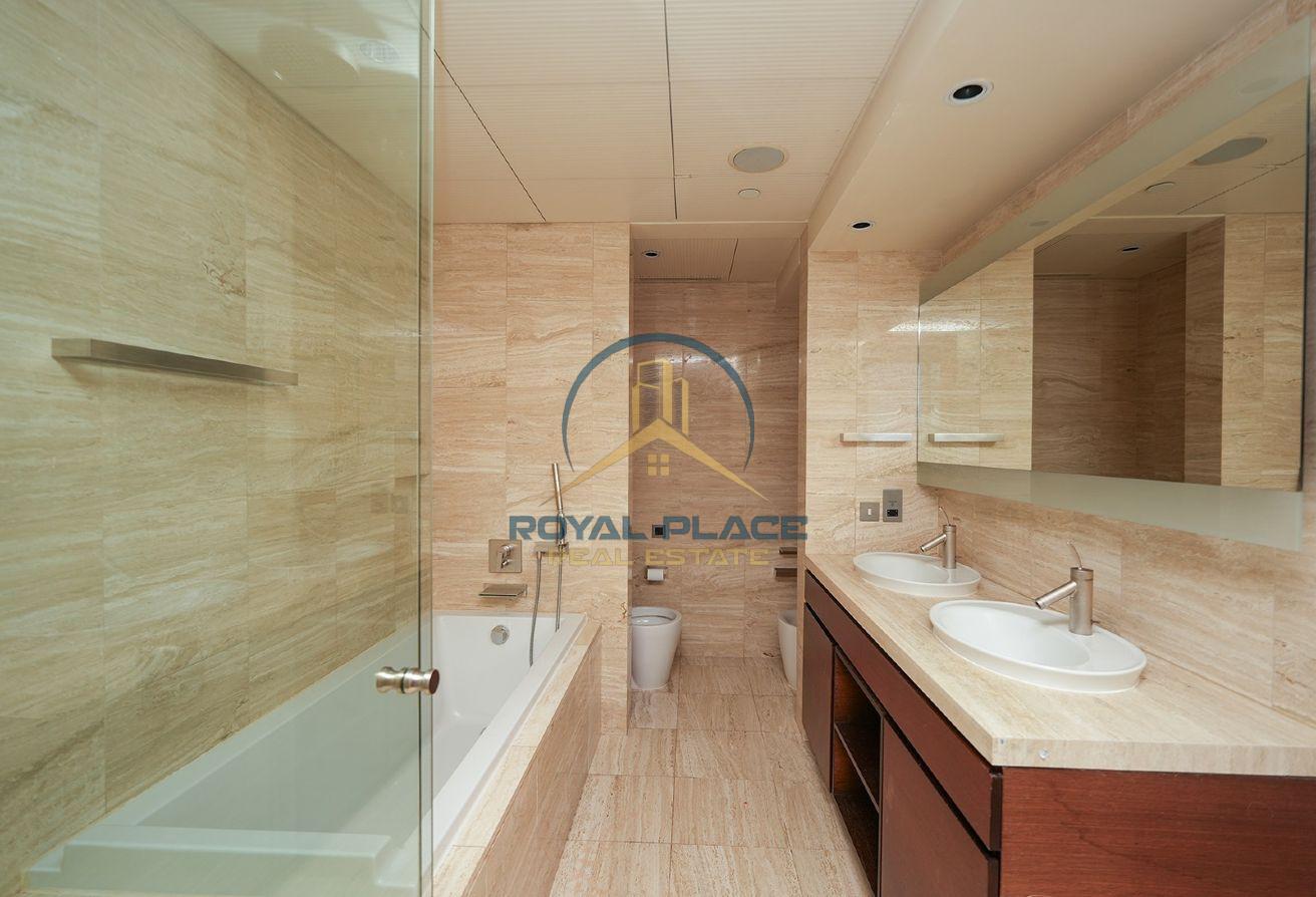 2 BR Apartment with Water Views in DowntownDubai photo 6