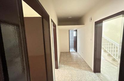 Apartment - 1 - 1 for rent in Thani Yarmook Building - Halwan - Sharjah