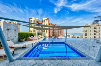 Apartment - 1 - 2 for rent in The Palm Tower - Palm Jumeirah - Dubai