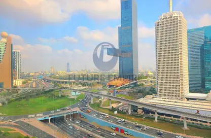 شقة - 3 غرف نوم - 5 حمامات للايجار في برج دوجا - شارع الشيخ زايد - دبي