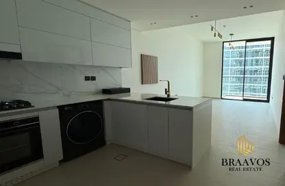 شقة - غرفة نوم - 2 حمامات للايجار في بن غاطي عنبر - منطقة 11 - قرية جميرا الدائرية - دبي