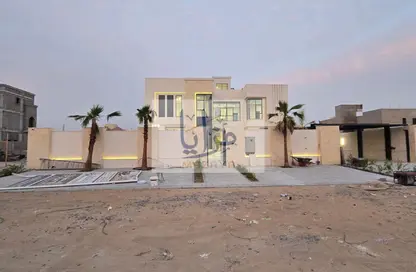 Villa - 5 Bedrooms - 7 Bathrooms for sale in Al Yasmeen 1 - Al Yasmeen - Ajman