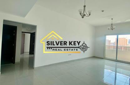 Apartment - 2 Bedrooms - 3 Bathrooms for rent in Budaniq 9 Building - Budaniq - Al Qasimia - Sharjah