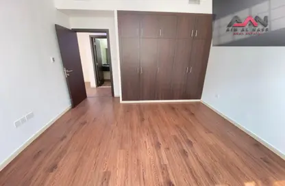 شقة - 2 غرف نوم - 3 حمامات للايجار في 28 مزايا - كيو بوينت - ليوان - دبي لاند - دبي