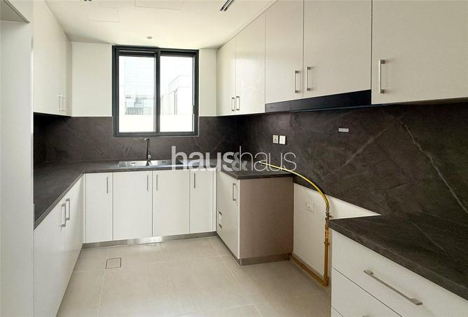 76001709 - Property Image 2