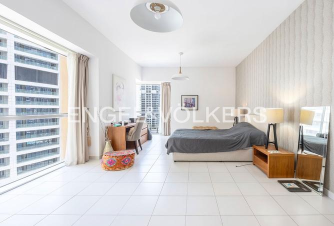 120178902 - Property Image 2
