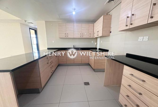 67431086 - Property Image 3