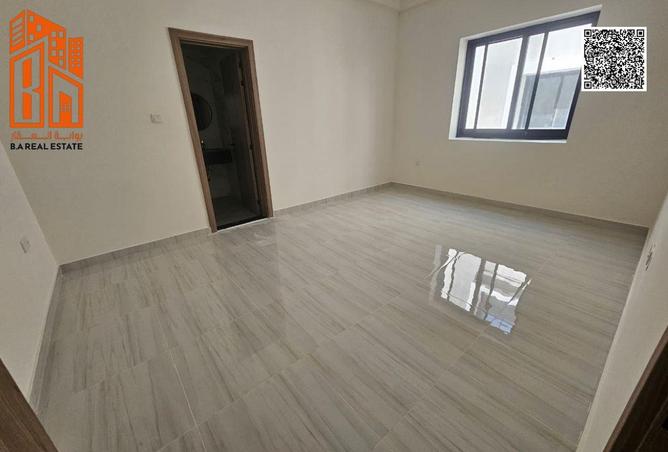 72722365 - Property Image 2