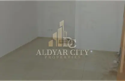 شقة - 3 غرف نوم - 3 حمامات للايجار في فلل الروضة 2 - 2 الروضة - الروضة - عجمان شقة - 3 غرف نوم - 3 حمامات للايجار في فلل الروضة 2 - 2 الروضة - الروضة - عجمان