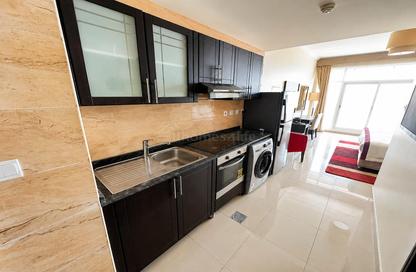 Apartment - Studio - 1 Bathroom for rent in Siraj Tower - Arjan - Dubai