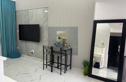 Apartment - 1 Bedroom - 1 Bathroom for rent in Paradise Lakes Tower B9 - Paradise Lakes Towers - Emirates City - Ajman