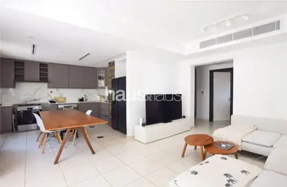 Villa - 2 Bedrooms - 2 Bathrooms for sale in Springs 14 - The Springs - Dubai
