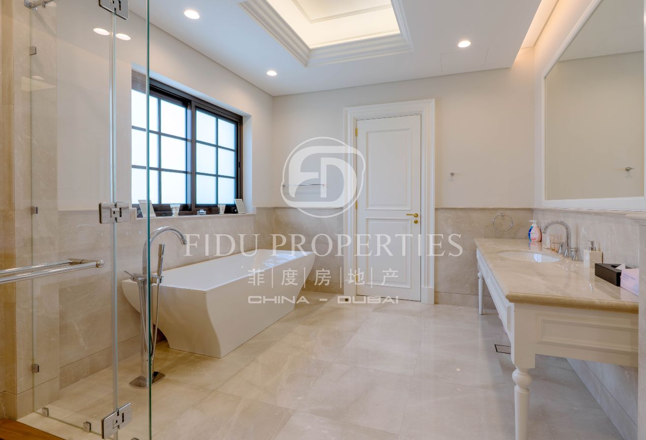 Majestic Mansion in District One: Live the Dream