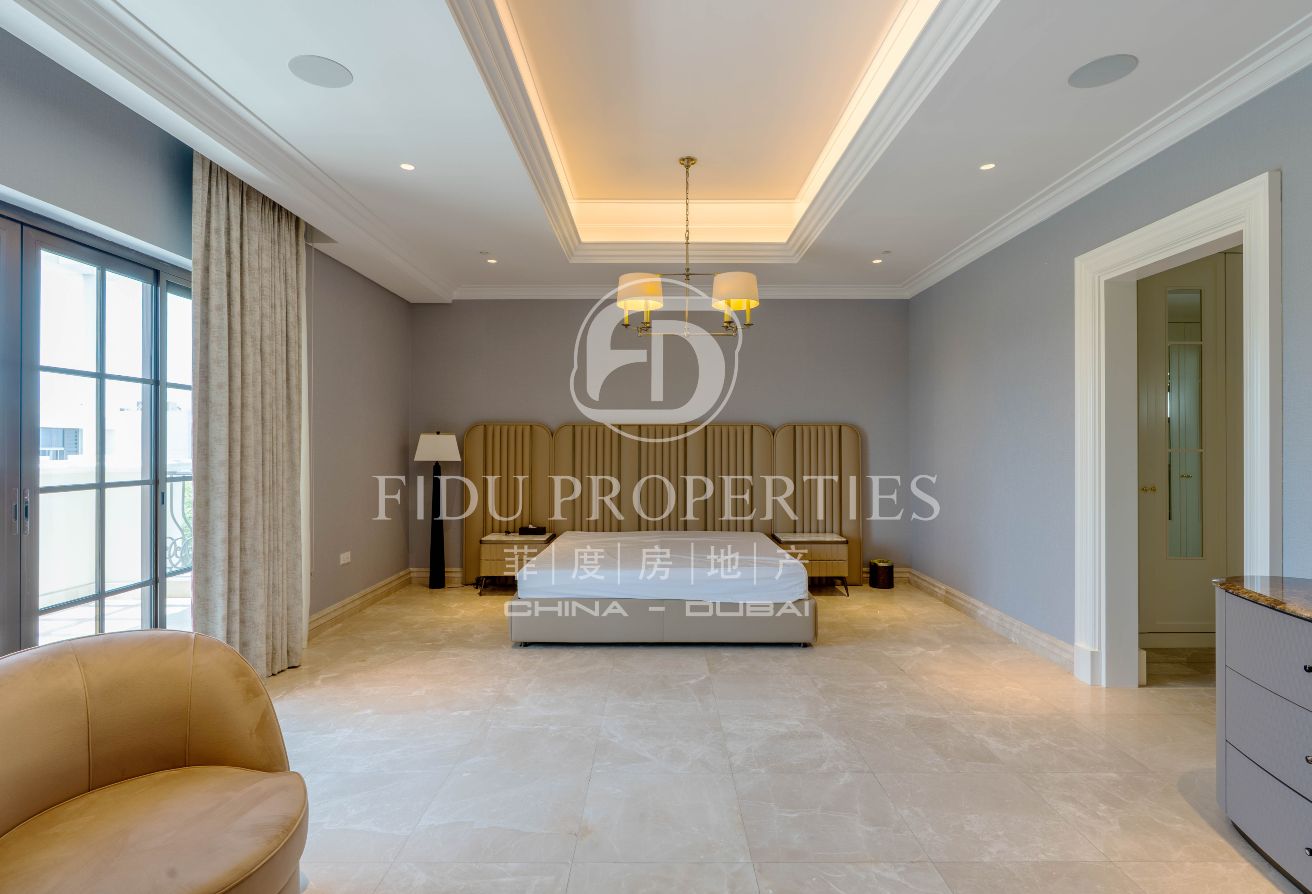 Majestic Mansion in District One: Live the Dream