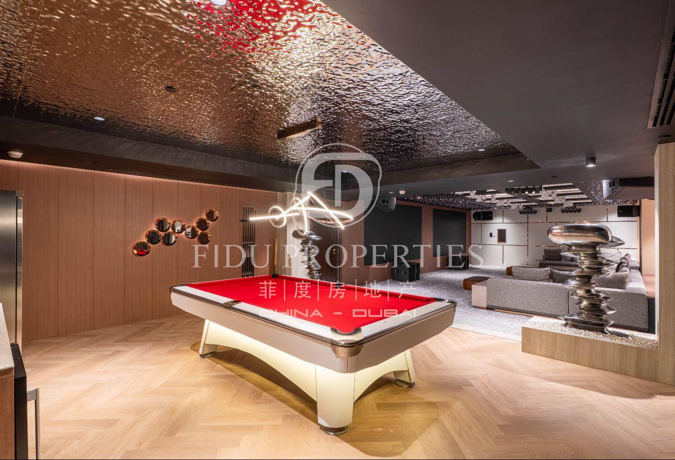 Majestic Mansion in District One: Live the Dream