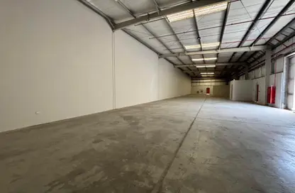 مستودع - استوديو - 1 حمام للايجار في الصجعة - الشارقة