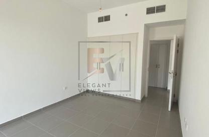 Apartment - 1 Bedroom - 1 Bathroom for rent in Hayat Boulevard 2A - Hayat Boulevard 2 - Hayat Boulevard - Town Square - Dubai Apartment - 1 Bedroom - 1 Bathroom for rent in Hayat Boulevard 2A - Hayat Boulevard 2 - Hayat Boulevard - Town Square - Dubai