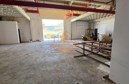 Warehouse - Studio - 1 Bathroom for rent in Al Jlail - Al Sajaa - Sharjah