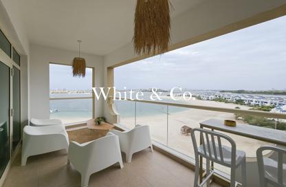 Apartment - 2 - 3 for rent in Al Nabat - Shoreline Apartments - Palm Jumeirah - Dubai