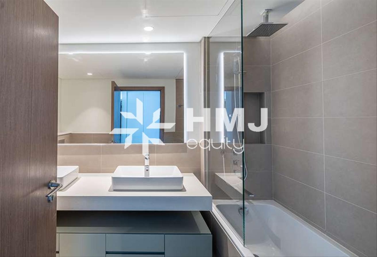 Largest Terrace | Burj Kalifa View | Move in now photo 15