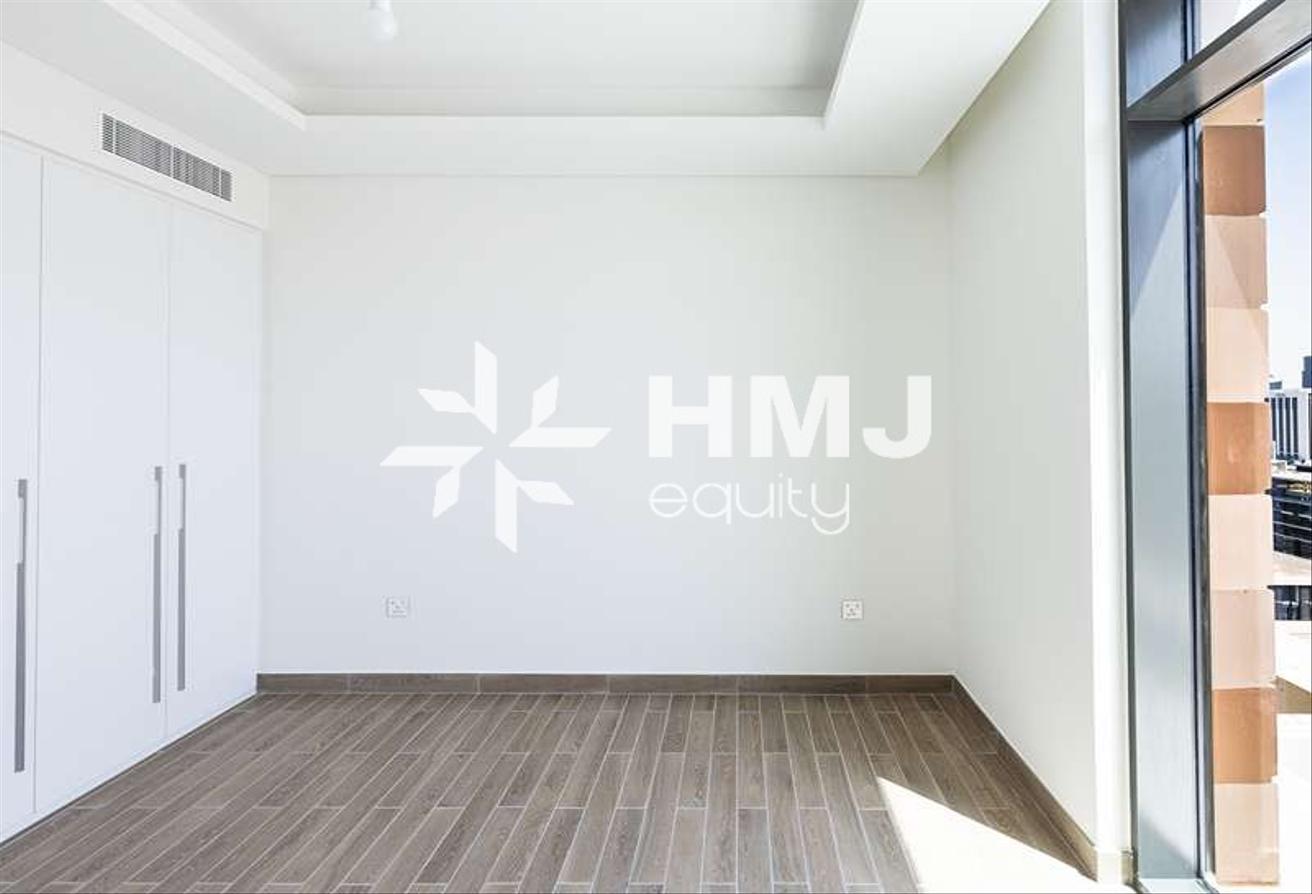 Largest Terrace | Burj Kalifa View | Move in now photo 7