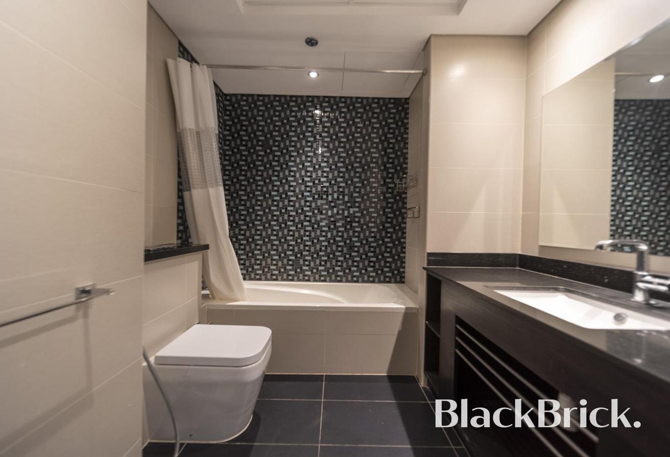 Vacant Now | Great Location | Unfurnished photo 13