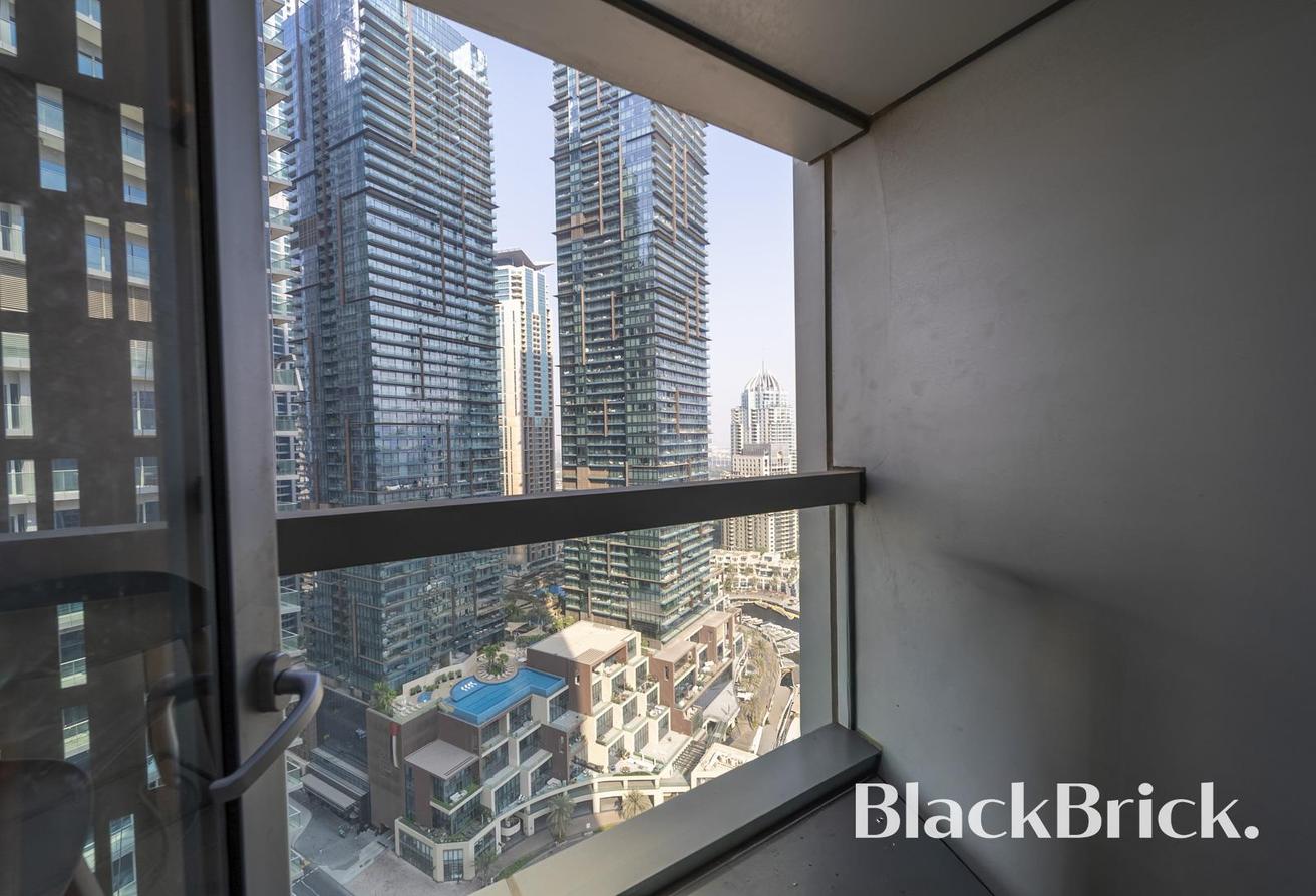 Vacant Now | Great Location | Unfurnished photo 15