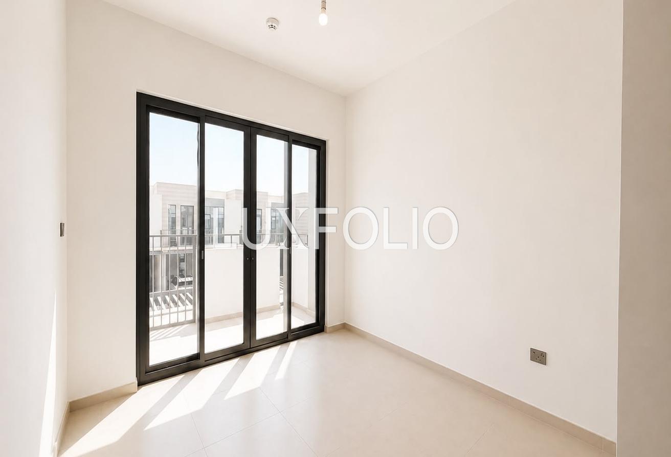 Vacant | Prime Location | Unfurnished photo 7