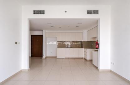 Apartment - 2 Bedrooms - 2 Bathrooms for sale in Hayat Boulevard 1B - Hayat Boulevard 1 - Hayat Boulevard - Town Square - Dubai