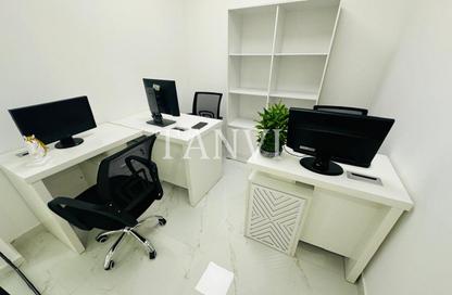 Office Space - Studio - 1 Bathroom for rent in Reem Residency - Al Karama - Dubai