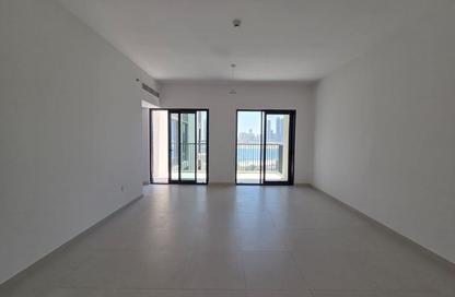 Apartment - 3 Bedrooms - 4 Bathrooms for sale in Maryam Beach Residence - Maryam Island - Al Khan - Sharjah Apartment - 3 Bedrooms - 4 Bathrooms for sale in Maryam Beach Residence - Maryam Island - Al Khan - Sharjah