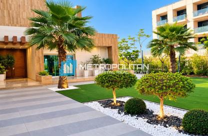 Villa - 6 - 7+ for sale in Marina Sunset Bay - The Marina - Abu Dhabi