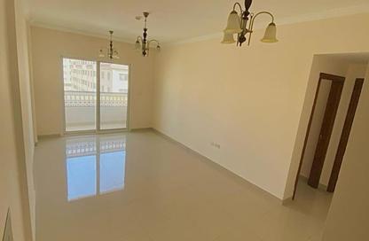Apartment - 2 Bedrooms - 3 Bathrooms for rent in Muwaileh 3 Building - Muwaileh - Sharjah