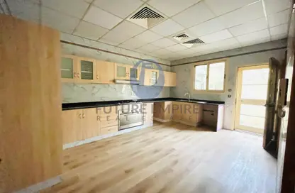 فيلا - 4 غرف نوم - 5 حمامات للايجار في الراشدية - دبي