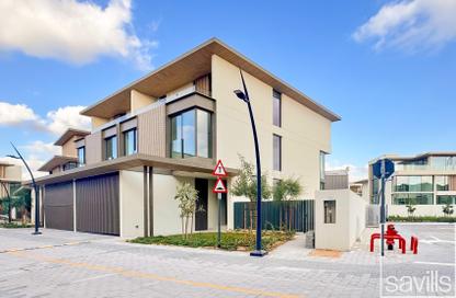 Villa - 3 Bedrooms - 4 Bathrooms for sale in Nad Al Sheba Gardens Phase 2 - Nad Al Sheba 1 - Nad Al Sheba - Dubai