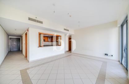 Apartment - 2 Bedrooms - 2 Bathrooms for rent in Golf Tower 1 - Golf Towers - The Views - Dubai