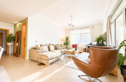 Apartment - 3 - 4 for rent in Jash Hamad - Shoreline Apartments - Palm Jumeirah - Dubai