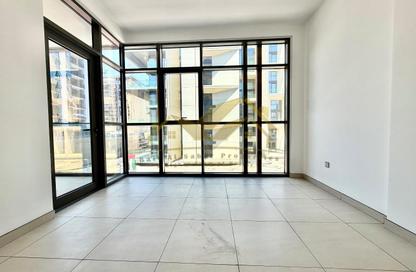 Apartment - 1 Bedroom - 2 Bathrooms for rent in Jumeirah Garden City - Al Satwa - Dubai