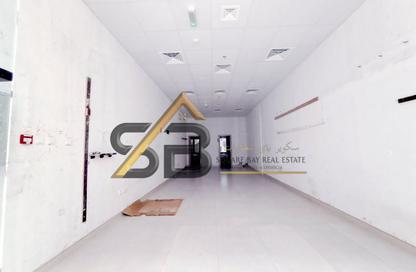 Retail - Studio - 1 Bathroom for rent in Haas Building - Jumeirah Garden City - Al Satwa - Dubai