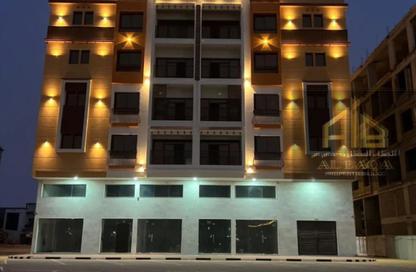 عمارة بالكامل - 8 غرف نوم - 8 حمامات للبيع في 1 المويهات - المويهات - عجمان