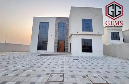 Villa - 4 Bedrooms - 5 Bathrooms for rent in International City Phase 2 - Al Warsan 4 - Al Warsan - Dubai