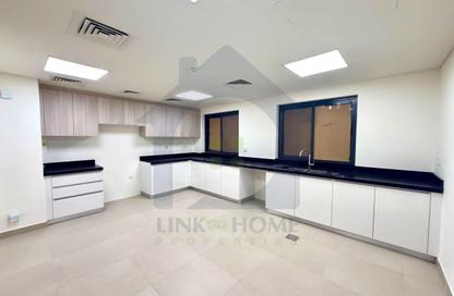 Villa - 6 - 7+ for sale in Fay Al Reeman II - Al Shamkha - Abu Dhabi