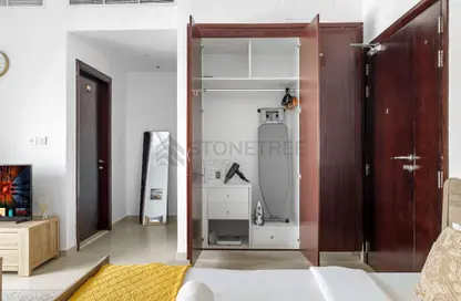 Apartment - 1 Bathroom for sale in DEC Tower 3 - DEC Towers - Dubai Marina - Dubai