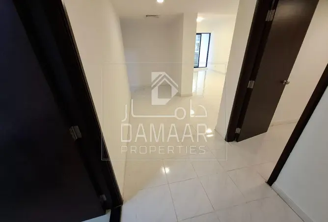 111425352 - Property Image 2