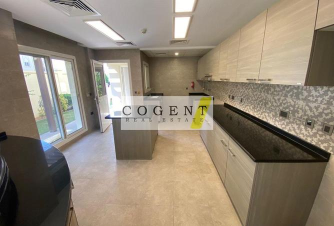 67461014 - Property Image 3