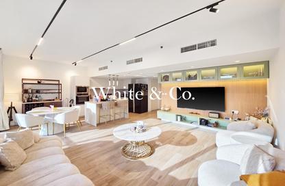 Apartment - 2 Bedrooms - 2 Bathrooms for sale in Dubai Arch - JLT Cluster G - Jumeirah Lake Towers - Dubai