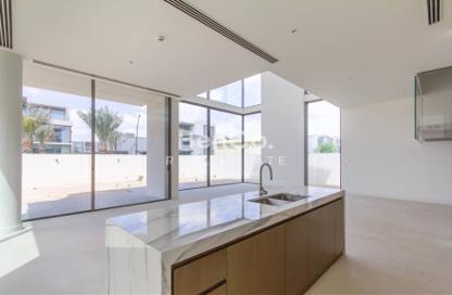 Villa - 4 - 5 for rent in Nad Al Sheba Gardens 2 - Nad Al Sheba Gardens - Nad Al Sheba 1 - Nad Al Sheba - Dubai Villa - 4 - 5 for rent in Nad Al Sheba Gardens 2 - Nad Al Sheba Gardens - Nad Al Sheba 1 - Nad Al Sheba - Dubai