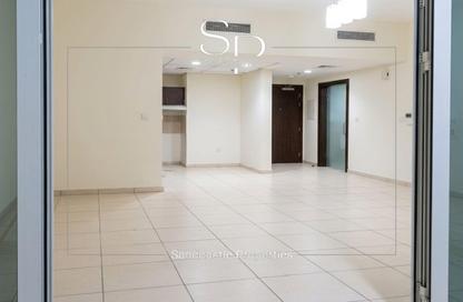 Apartment - 1 - 2 for rent in Autumn 1 - Autumn - Seasons Community - District 15 - Jumeirah Village Circle - Dubai Apartment - 1 - 2 for rent in Autumn 1 - Autumn - Seasons Community - District 15 - Jumeirah Village Circle - Dubai