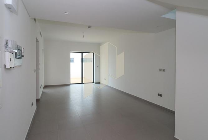 128375011 - Property Image 2