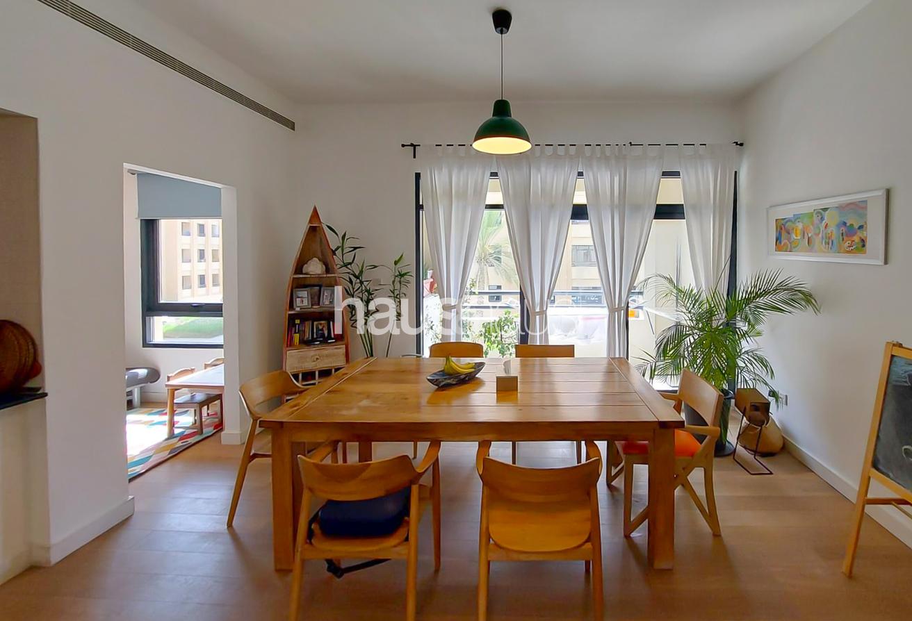 Upgraded 2-Bed | 1,621 sq.ft | Study photo 6